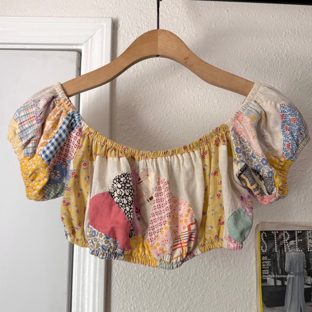 LANDERS multicolor floral patchwork short puff sleeve off shoulder cropped top